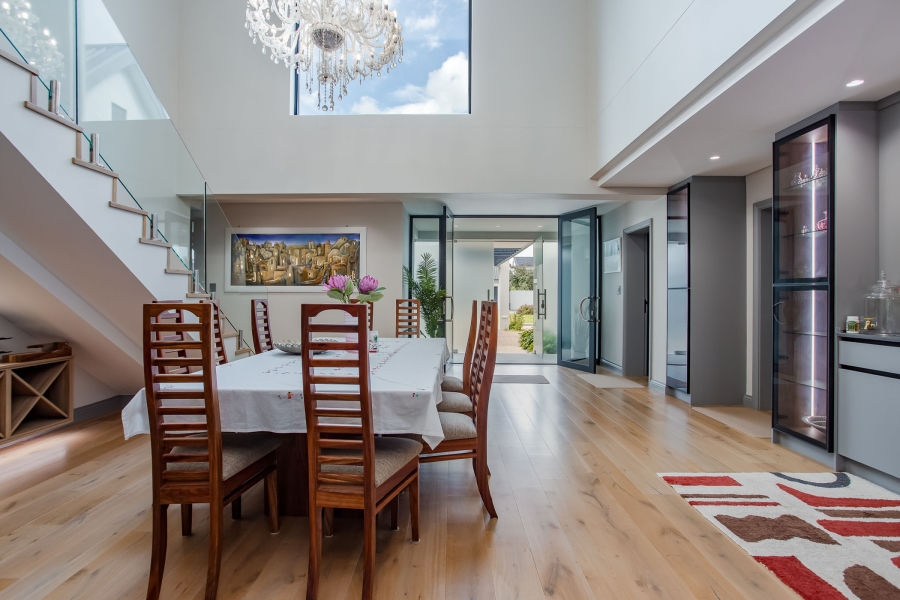 4 Bedroom Property for Sale in Val De Vie Estate Western Cape